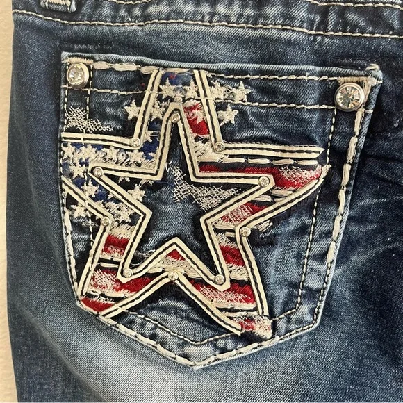 Miss Me Americana Bootcut Jeans - Picture 10 of 12